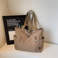 Bolso tote caqui de gran capacidad con dos bolsillos frontales y compartimentos - Caqui