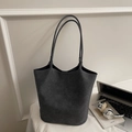 Minimalist grey woven tote bag with large capacity for stylish office commuting - Gray