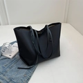 Klassische schwarze Tragetasche aus glattem Nylon mit verstärkten Schultergurten - Schwarz