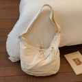 Bolso bandolera minimalista de lona beige de gran capacidad con cremallera diagonal - Blanco