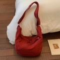 Bolso bandolera grande de lona roja en forma de media luna con correa ajustable - Rojo