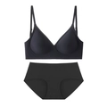 Détail d'un ensemble de lingerie sans couture noir avec soutien-gorge souple et culotte - XS / Noir