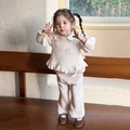 Ensemble en tricot crème pour bébé fille avec col fleuri et ourlet à volants chic - 73cm / Beige
