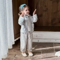 Ensemble 3 pièces pour fille avec veste grise, chemise à fleurs et pantalon beige - 73cm / Bleu Azur