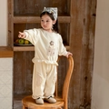 Ensemble beige vintage pour petite fille avec sweat à volants et pantalon confortable - Ivoire / 73cm