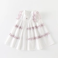 Abito in cotone bianco per bambine con stampa floreale lilla e balze decorative - 73 / Viola