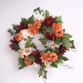 Herfstkrans met pompoenen en dahlia's voor Halloween wand- en deurdecoratie - Halloween Pompoen Krans
