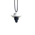 Ciondolo teschio di Halloween con cappello da cowboy bianco e cordino nero - Nero