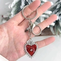 Llavero de corazón punk retro con ojo de esmalte rojo y diseño de rosa de plata - Corazón de Rosa con Ojo Sagrado (Estilo 2)