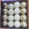 Lot de 16 boules de Noël de 6cm avec motifs peints et flocons de neige scintillants - Doré