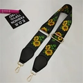 Verstellbarer schwarzer Taschenriemen mit gelber Sonnenblumen-Stickerei und Goldbeschlägen - Sonnenblume