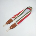 Verstellbarer breiter Taschenriemen aus Canvas mit bunten Streifen und goldenen Karabinern - Braun (Stil 1)
