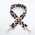 Dettaglio tracolla leopardata con fibbia dorata regolabile per borsa a tracolla moda - Chiusura in Argento / Rosa