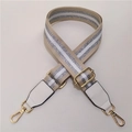 Tracolla regolabile in tessuto crema con strisce argento e ganci in metallo oro - Chiusura in Argento / Tracolla Kaki Con Pelle Bianca