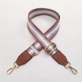 Tracolla regolabile a strisce marroni e argento con ganci in metallo dorato - Chiusura in Argento / Tracolla Rosa Con Pelle Marrone
