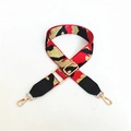 Tracolla regolabile da 3,8 cm con motivo mimetico, ganci dorati e rinforzi in pelle - Filo Rosso Oro Con Pelle Nera