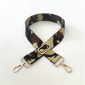 Verstellbarer Camo-Taschengurt mit goldenen Karabinern und braunem Glitzermuster - Antikmessing-Schnalle / Tarnung Kaffee (Goldfaden)