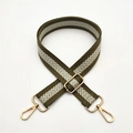 Bandoulière tissée vert militaire réglable avec motif à chevrons et boucles dorées - Fermoir en Argent / Vert Militaire