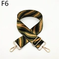 Dettaglio della tracolla larga regolabile con motivo leopardato e fibbia dorata - Stile con Motivo Tigrato Verde Militare (F6) / Chiusura in Argento