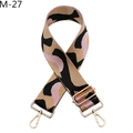 Dettaglio della tracolla larga regolabile con motivi rosa e marroni e ganci dorati lucidi - Chiusura in Argento / M-27 Rosa