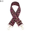 Detailaufnahme der rosa Leopardenmuster-Taschengurt mit goldenen Metall-Karabinerhaken - Silberverschluss / Lotus Rosa (B-3)
