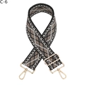 Dettaglio della tracolla regolabile con motivo a rombi e moschettoni dorati - Chiusura in Argento / Rombo Grigio (C-11)