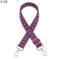 Dettaglio della tracolla regolabile con motivo a rombi viola e arancione e ganci dorati - Chiusura in Argento / Viola (S-10)