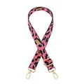 Detail von Leoparden-Taschenriemen in leuchtendem Pink mit goldenen Metallschnallen - Goldschnalle / Nr. 16 Barbie Pink