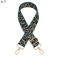 Detail van verstelbare tasriem met luipaardprint en goudkleurige metalen karabijnsluitingen - X-7 Groen / Zilveren Sluiting