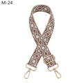 Detail eines verstellbaren gewebten Schultergurts in Kaffee und Beige mit Goldbeschlägen - Khaki Braun Rhombus (M-24)