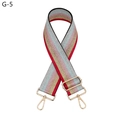 Détail de bandoulière réglable en tissu rayé avec crochets dorés brillants pour sacs - G-5 Rayures Rouge Rose Clair