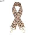 Dettaglio tracolla regolabile in tessuto con motivo jacquard marrone e ganci dorati - Khaki Marrone (Fibbia Argentata)