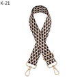 Détail de bandoulière ajustable à motifs géométriques marron et mousquetons dorés clairs - Motif K-21 Beige Marron (Boucle Argentée)