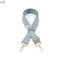 Detail of adjustable chevron strap with gold metal hooks for crossbody bags - Light Blue