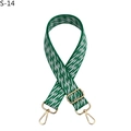 Verstellbarer grüner und weißer Taschengurt mit goldenen Metallkarabinern für Taschen - Goldene Metallschnalle / Green (S-14)