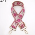 Détail de la broderie de flocon de neige géométrique rose sur la bandoulière ethnique - Khaki Rose Vif (A-17)