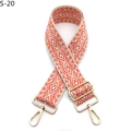 Detailansicht des gewebten Jacquard-Gurts mit orangem Muster und goldenen Metallhaken - Silberverschluss / Beige Orange (S-20)