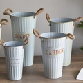 Lot de 4 seaux à fleurs en métal galvanisé bleu vintage avec poignées en corde de chanvre - Hauteur 35cm / Bleu Vintage