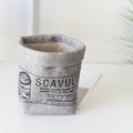 Wasserdichter grauer Stoffblumentopf mit nordischem Textdesign und Kunststoffeinsatz - Grau