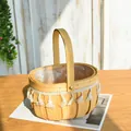 Cesta rústica de virutas de madera con ribete de encaje blanco y forro para flores - Cesta ovalada de madera con borlas (Pequeña)