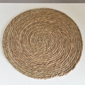 Natural hand-woven seagrass round coaster for heat insulation and table decoration - Round 12cm
