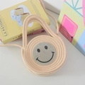 Sac bandoulière en paille tressée couleur abricot avec un smiley en strass étincelants - Poche zippée