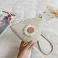 Cream straw crossbody bucket bag with white daisy flower for summer beach vacations - Daisy Decor Beige
