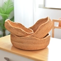 Set di 3 cesti in rattan intrecciati a mano con eleganti bordi ondulati in colore naturale - Piccolo (22cm x 5cm) / Marrone Legno