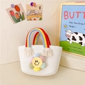 Weiße Kinder-Webtasche mit Regenbogen-Griff und Sonnenblumen-Anhänger Detail - Smiley Blume Weiß / 28*15