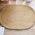Tappetino ovale in cotone intrecciato a mano marrone chiaro con bordo a treccia - 65x45cm / Cachi