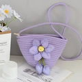 Paarse geweven mini emmertas met grote bloemdecoratie en een slanke schouderband - Eén maat / Paars Paars Glimlach Bloem
