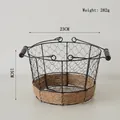 Dettaglio del cesto di frutta industriale in ferro con base in canapa e manici in legno - Cesto Tondo in Ferro Piccolo (23cm)