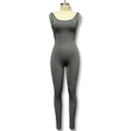 Detailansicht eines dunkelgrauen, ärmellosen Bodysuits aus Stretchgewebe mit U-Ausschnitt - S / Grau
