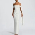Detailansicht weißes schulterfreies Abendkleid mit eleganten Taillenfalten und Seitenband - S / Weiß